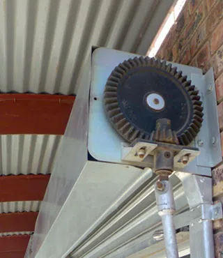 Rochdale Garage Door Shop Rochdale, MA 508-392-4416 - sb-rolling-garage-doors-01